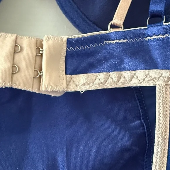 iCollection Elegant Blue and Cream Lace Chemise, 1X - Picture 3 of 5